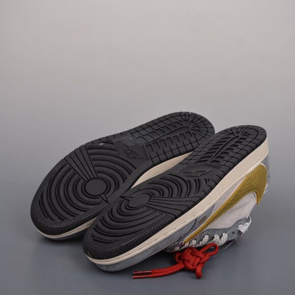 Air Jordan Fragment x Travis Scott Gray - Picture 4 of 9